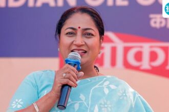 delhi-cm-rekha-gupta-has-ordered-the-transfer-of-more-than-40-medical-staff-in-the-process-of-overhauling-the-department