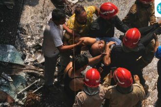 max-hospital-reviews-statement-on-delhi-fire,-deletes-reference-to-cylinder-explosion