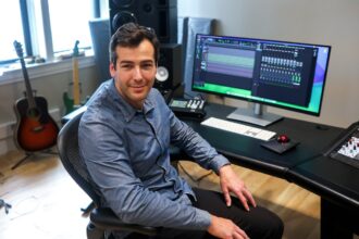 ai-music-generator-suno-unveils-$400m-funding-round,-$5.4b-valuation