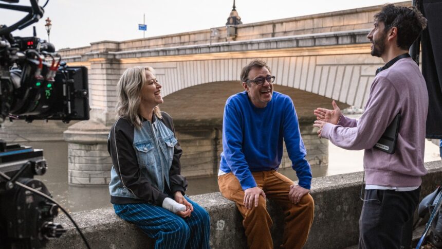 on-set-with-‘alice-and-steve’:-nicola-walker-and-jemaine-clement-set-to-make-debut-in-buzzy-‘wrong-com’