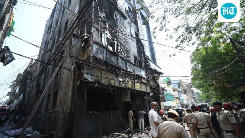 delhi-restaurant-fire:-at-least-21-people-killed-in-a-fire-at-malviya-nagar-restaurant