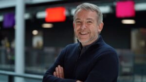 bbc-managing-editor:-despite-‘corporate-noise’,-‘this-is-an-organization-that-is-winning’