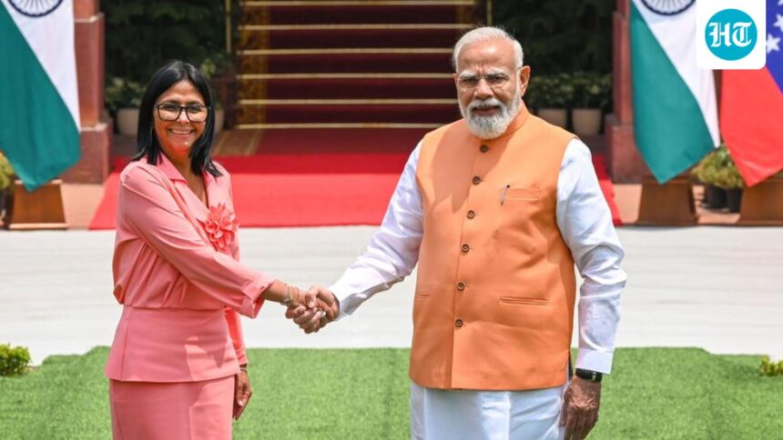 prime-minister-modi-and-rodriguez-discuss-energy-relations-in-venezuela