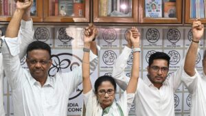 tmc’s-firhad-hakim-resigns-from-kolkata-mayor-as-chaos-escalates-in-mamata’s-party