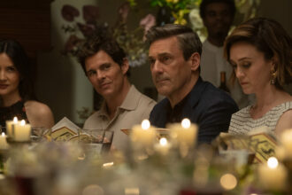 the-stars-of-‘your-friends-and-neighbors’-are-acting-dead-(and-almost-dead)-after-the-season-2-finale