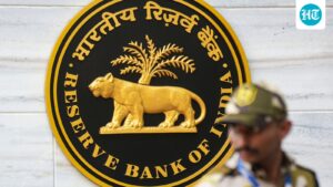 the-reserve-bank-of-india-keeps-interest-rates-steady-and-takes-steps-to-attract-foreign-capital