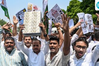 congress-protests-in-haryana-against-paper-leaks-and-demands-the-minister’s-resignation