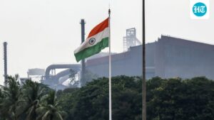 the-delhi-pwd-corporation-has-decided-to-bring-down-all-500-national-flags-following-complaints-of-damage