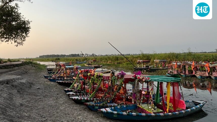 how-asia’s-largest-oxbow-lake-is-losing-its-fish,-water,-and-future-|-ht-ground-report-from-a-ramsar-site-in-bihar