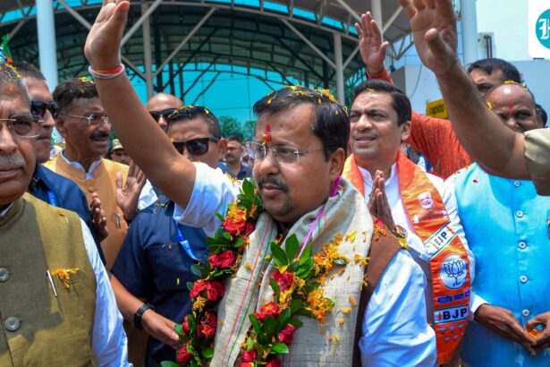 bjp-chief-digs-‘dummies’-as-cockroach-janta-party-protest-sets-7-day-‘deadline’-for-education-minister-to-resign