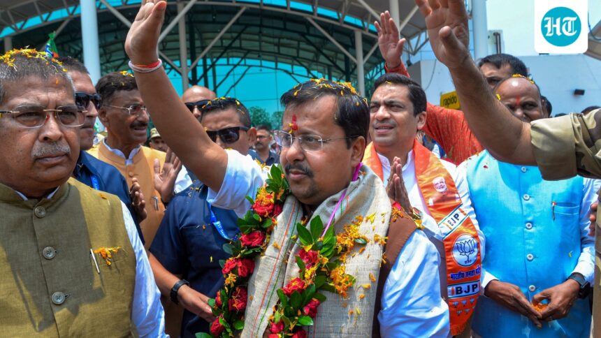 bjp-chief-digs-‘dummies’-as-cockroach-janta-party-protest-sets-7-day-‘deadline’-for-education-minister-to-resign