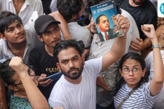 when-roses,-anger-and-cockroaches-gathered-together-in-a-summer-swarm-at-jantar-mantar-|-at-cjp-protest-in-delhi