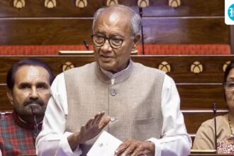 digvijay-singh-writes-to-pm-modi-to-roll-back-cbse’s-three-language-policy