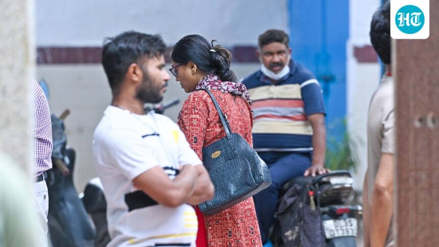 kolkata-to-delhi-to-kill-relative,-then-back:-how-couple-held-for-du-professor’s-murder-planned-to-evade-scrutiny
