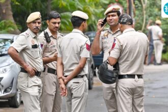 a-concert-in-worli,-mumbai,-ends-in-tragedy-as-one-audience-member-dies-and-another-falls-ill