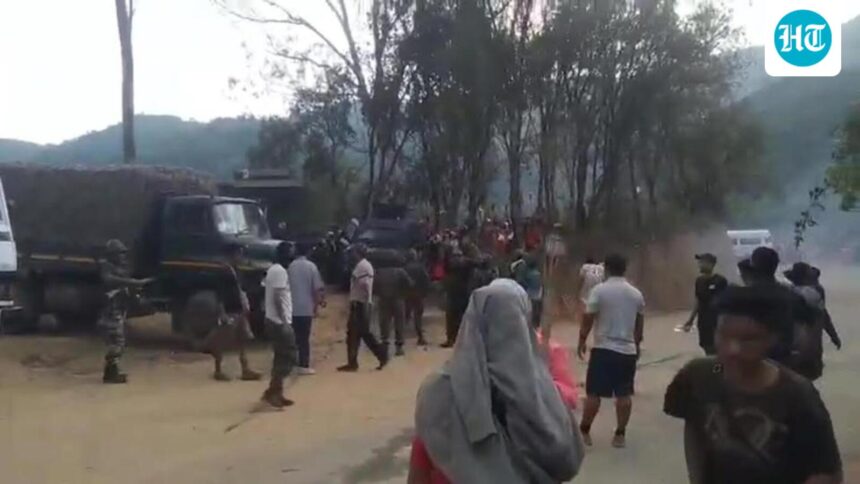 4-injured-during-protest-against-assam-rifles-post-in-ukrul,-manipur:-policeman