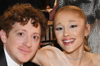 ariana-grande-and-ethan-slater’s-relationship-timeline:-from-‘evil’-co-stars-to-dating