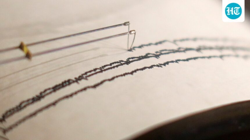 the-tremors-were-felt-in-north-bengal,-in-the-northeast-of-the-country,-where-a-5.6-magnitude-earthquake-struck-bhutan