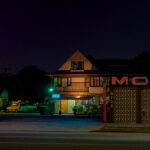 a-famous-hollywood-hotel-is-engulfed-in-a-mysterious-fire-—-before-it-became-a-landmark