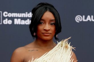 simone-biles’-health-scare:-what-happened-to-the-gymnast?-she-“almost”-died.