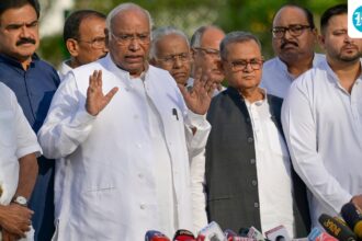 major-india-bloc-meets-in-delhi-amid-dmk-aap-absence-and-internal-divisions:-what’s-on-the-agenda-as-oppn-leaders-gather?