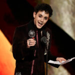 ali-louis-bourizqi-speaks-on-behalf-of-arab-theater-artists-and-palestine-in-an-emotional-speech-to-tony