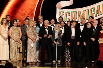 “schmmegadon!”-wins-best-musical-at-the-2026-tony-awards,-and-“liberation”-wins-best-play