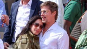 brad-pitt’s-pda-with-ines-de-ramone-isn’t-going-to-fix-what’s-going-on-with-his-kids