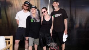 billie-eilish-and-finneas-join-mom-maggie-byrd-for-star-studded-support-+-pickleball-fundraiser
