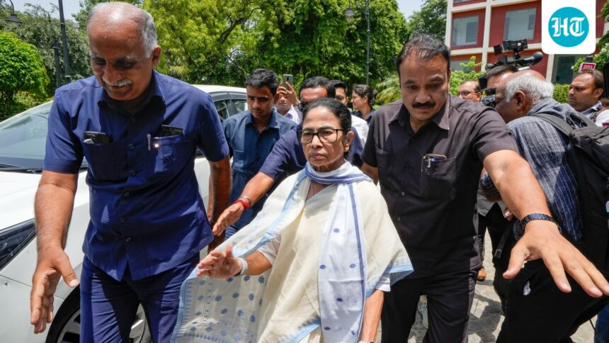 tmc-crisis-live-mp-kakoli-ghosh-and-19-rebels-extend-support-to-nda-in-fresh-jolt-for-mamata-another-party-leader-was-arrested | GIBN tmc-crisis-live:-mp-kakoli-ghosh-and-19-rebels-extend-support-to-nda-in-fresh-jolt-for-mamata;-another-party-leader-was-arrested
