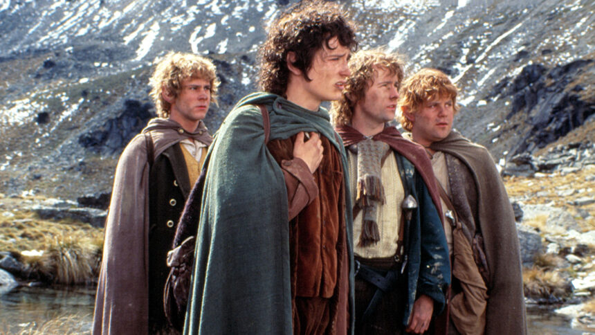 ‘lord-of-the-rings’-films-celebrate-25-years-with-elijah-wood-and-more-at-ccxp