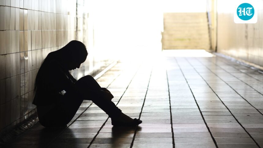 a-12-year-old-girl-was-injured-after-she-was-pushed-from-the-building-and-attempted-to-harass-her | GIBN a-12-year-old-girl-was-injured-after-she-was-pushed-from-the-building-and-attempted-to-harass-her