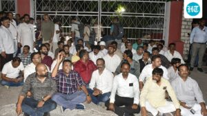 election-commission-officials-‘refused-to-meet-with-us’-over-our-petition:-congressional-leaders