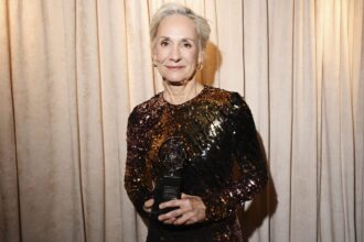 laurie-metcalf:-“it’s-been-a-year-of-achieving-everything-i-hoped-for.”
