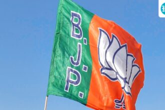 cops-detain-a-bjp-councilor-in-thiruvananthapuram,-kerala,-after-a-huge-drama