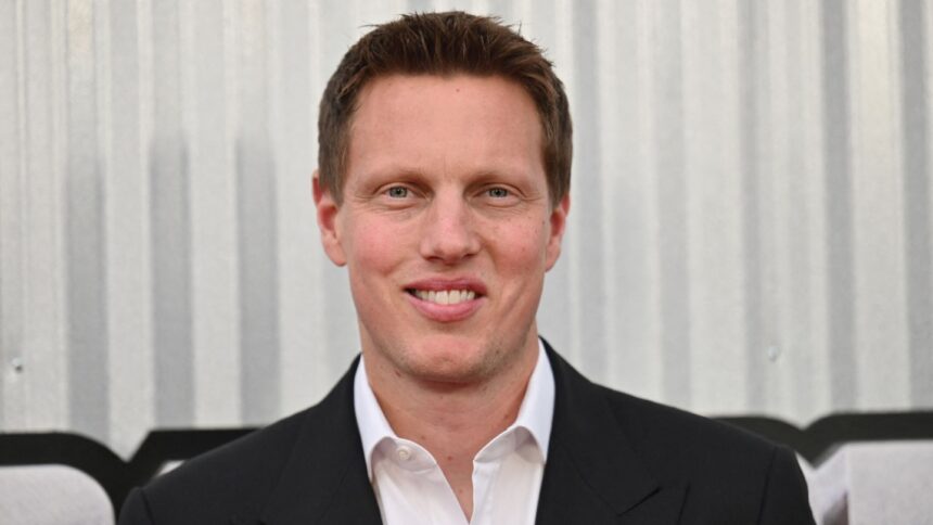 paramount-warner-bros-deal-approved.-in-australia