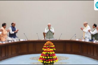 the-union-cabinet-celebrates-prime-minister-modi-after-he-completed-a-record-4,399-days-in-office