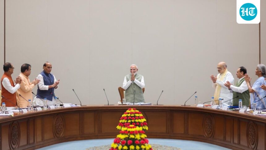 union-cabinet-issues-resolution-honoring-prime-minister-modi’s-record-in-office