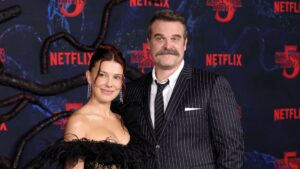 david-harbor-and-millie-bobby-brown’s-‘stranger-things’-rumors-explained:-what-they-said-about-the-‘harassment’-complaint