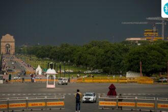 orange-alert-for-rain-in-delhi-and-himachal;-heavy-rain-likely-in-kerala:-weather-wrap-today