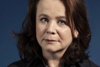 emily-watson-has-been-appointed-president-of-the-sarajevo-film-festival-jury-and-recipient-of-the-honorary-heart-award