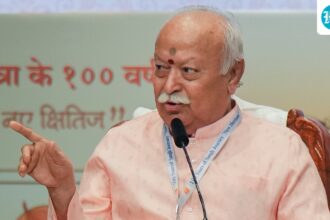 the-train-with-rss-chief-mohan-bhagwat-on-board-was-pelted-with-stones,-breaking-the-window-of-the-bus.