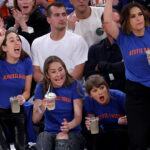 alana-haim’s-work,-taylor-swift’s-puns:-how-the-knicks-jerseys-went-viral