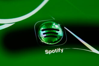 the-disco-ball-no-longer-exists!-spotify-returns-to-the-old-app-icon