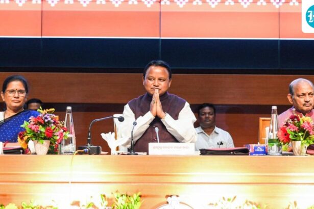 free-education-up-to-postgraduate-levels-in-government-institutions-odisha:-majhi