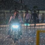 delhi-is-on-red-alert-as-imd-warns-of-thunderstorms,-lightning-and-winds-of-up-to-80-kmph