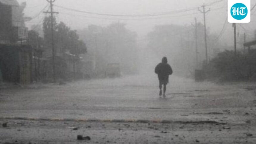 el-nino-conditions-develop-over-the-pacific-ocean,-potentially-affecting-the-monsoon:-imd