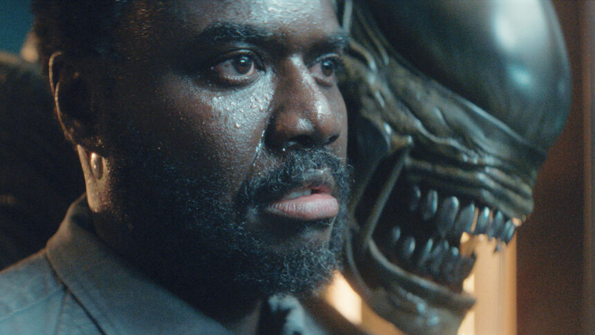 alien-earth-doesnt-hide-its-xenomorph--but-it-does-tone-down-one-bloody-attack | GIBN “alien:-earth”-doesn’t-hide-its-xenomorph-—-but-it-does-tone-down-one-bloody-attack