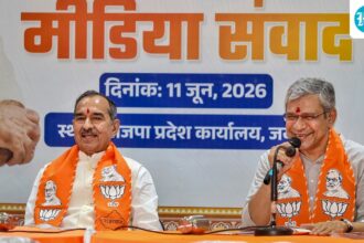 two-were-suspended-due-to-power-outage-at-ashwini-vaishnau’s-press-conference-in-jaipur