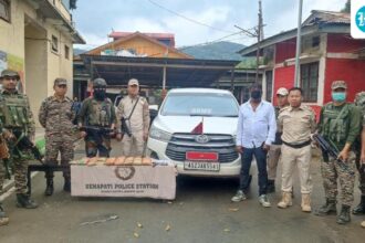 fake-military-vehicle-used-to-smuggle-15.35-kg-of-opium-in-manipur;-detainee:-police